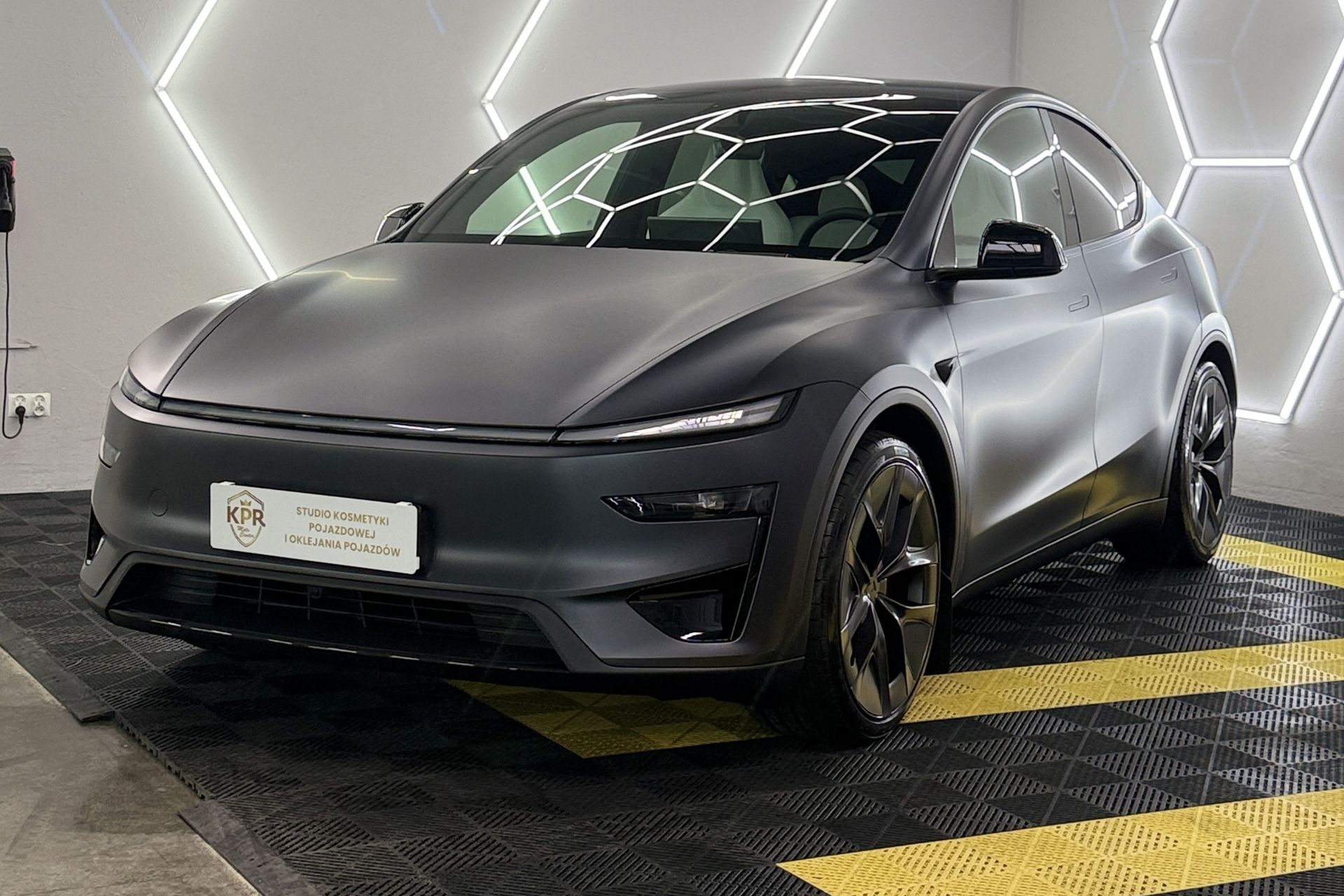 tesla-model-y-folia-ppf-matowa-02